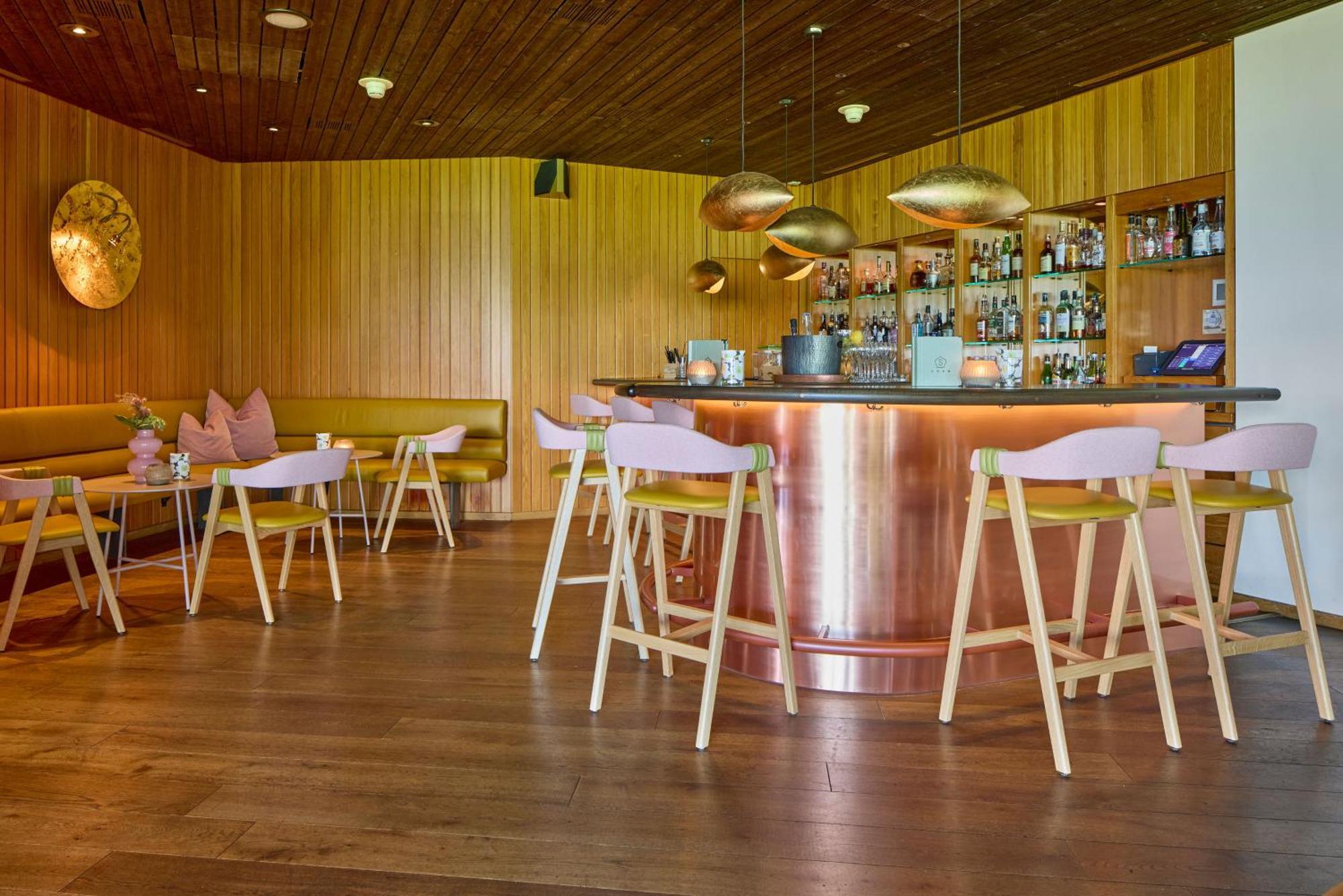 Seminar- Und Wellnesshotel Stoos
